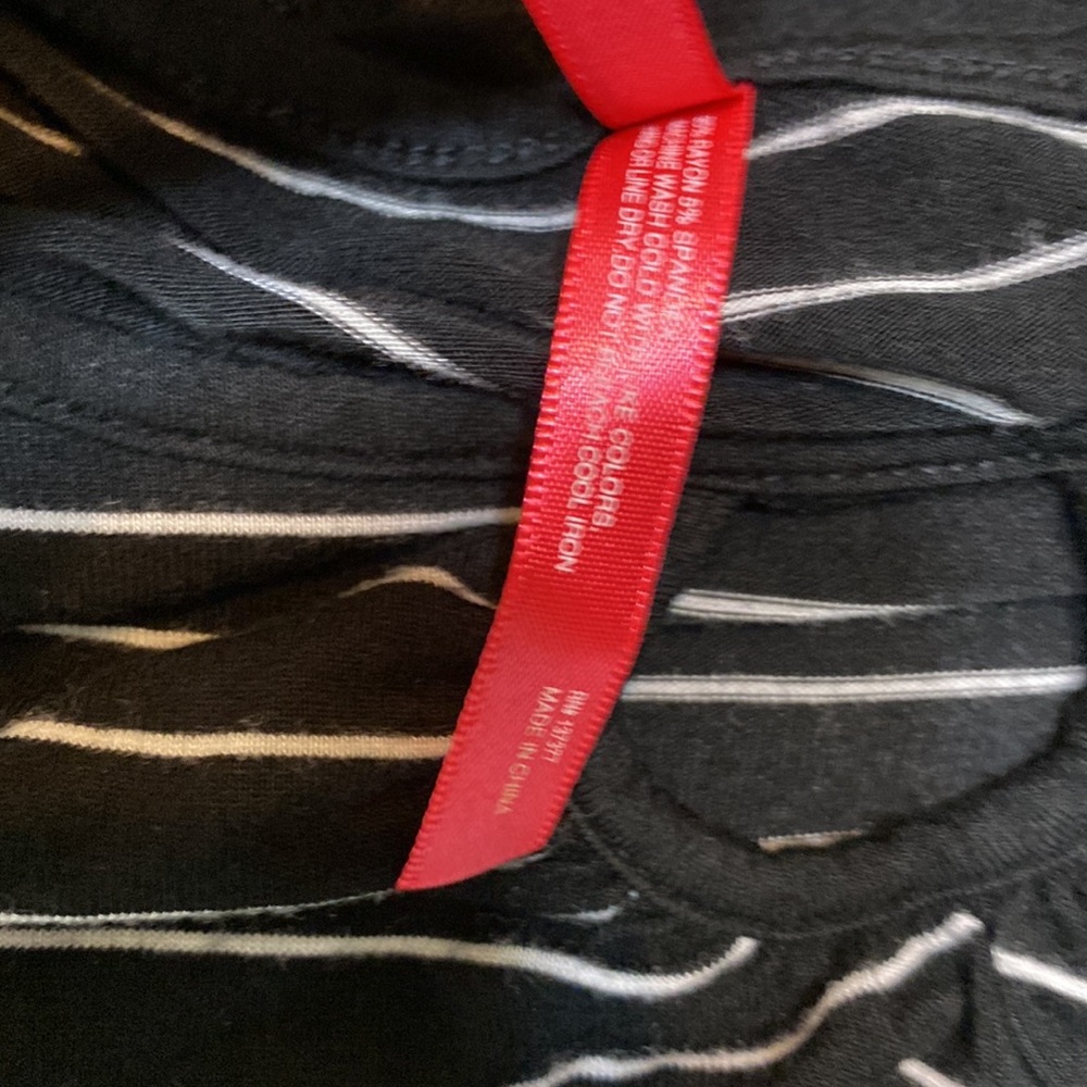 Ruby Ribbon Dress - Picture 8 of 8